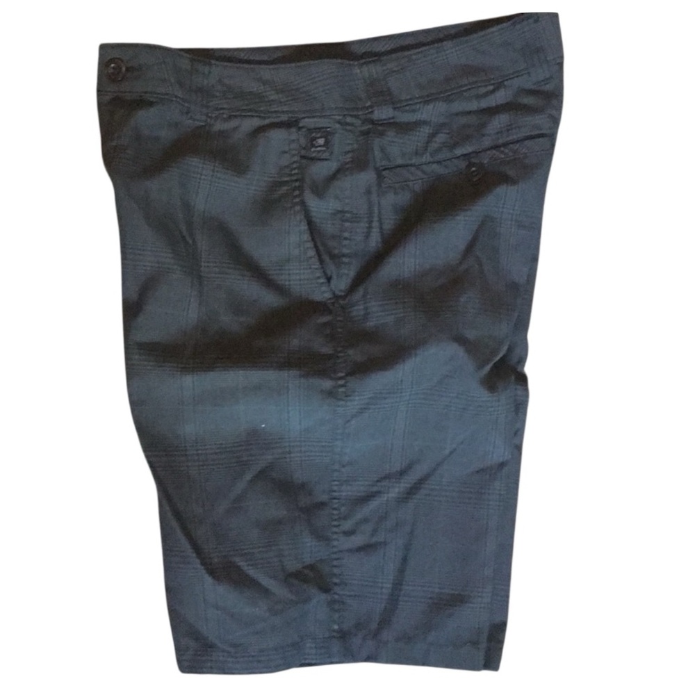 O’Neil shorts plaid gray Sz 30 men’s